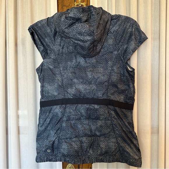 Lululemon Spring Fling Sashiko Cross Inkwell Ghost Goosedown Puffy Vest - Picture 8 of 15